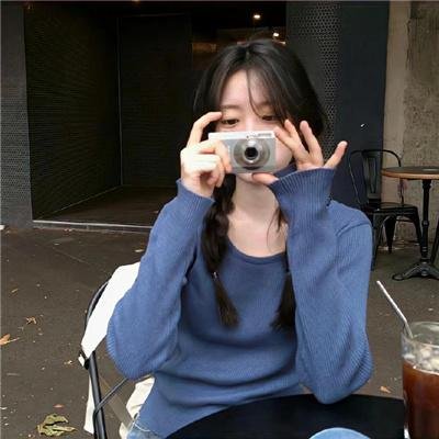 赤裸的公务员